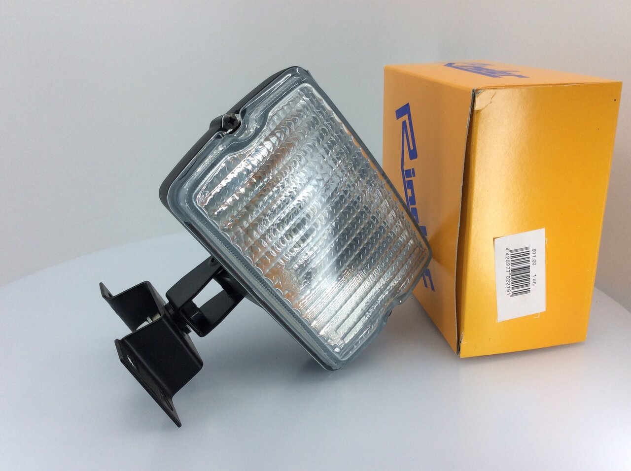 Rinder Rinder Halogen Arbeitsscheinwerfer Rechteckig 911.00 Rinder Rinder Halogen Arbeitsscheinwerfer Rechteckig 911.00