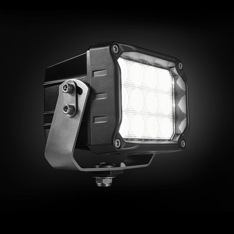 WESEM CRP3-FF 60&deg; LED Arbeitsscheinwerfer 133x107x112 | 10.000 Lumen