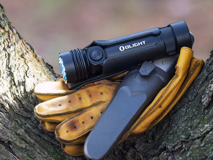 Olight Seeker 4 Pro Matte Black