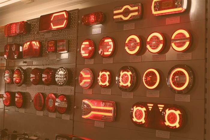 + 200 Arten von LED Rückleuchten + 200 Arten von LED Rückleuchten